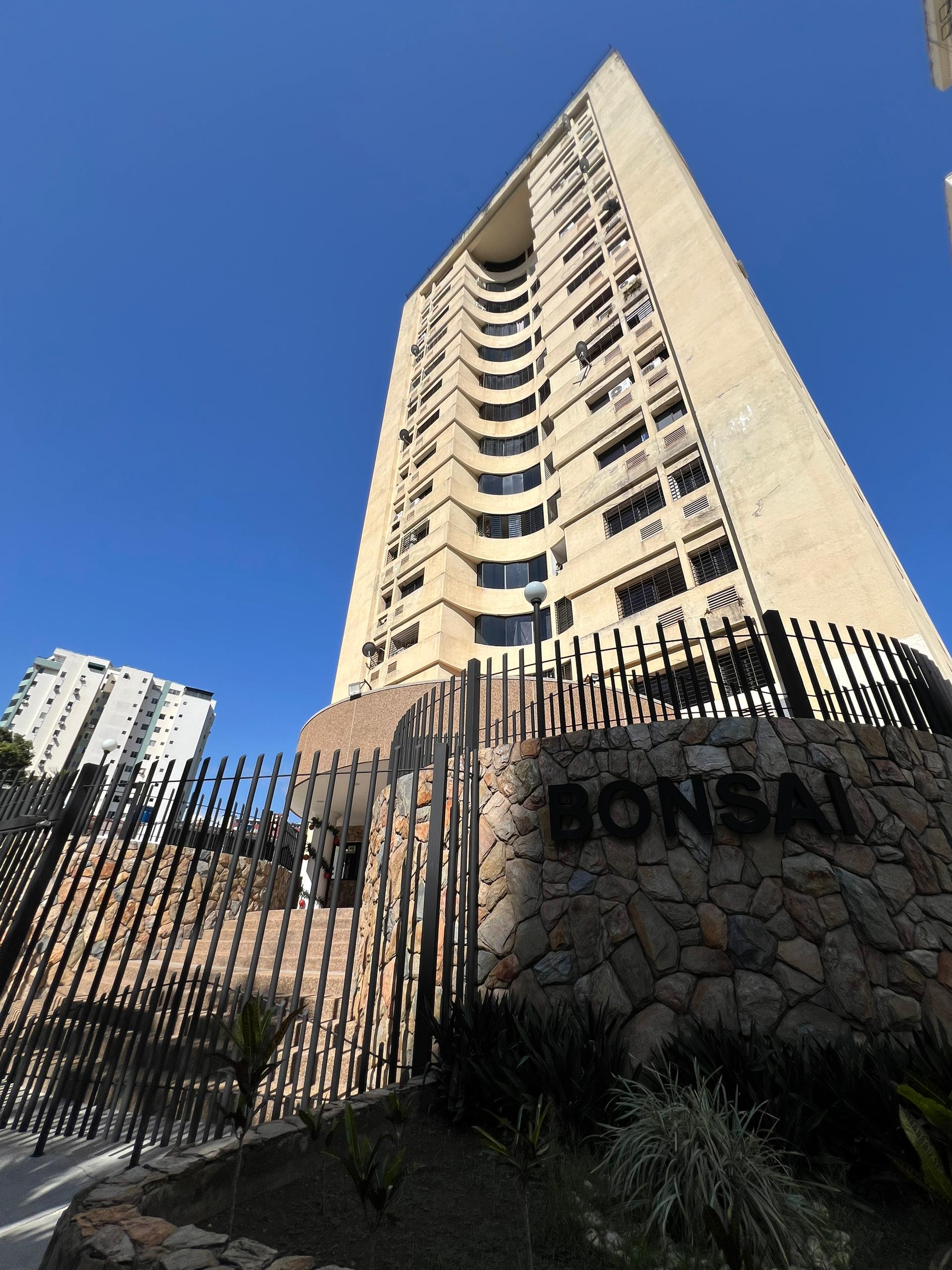 Apartamento en venta en Valles de Camoruco - foto 2