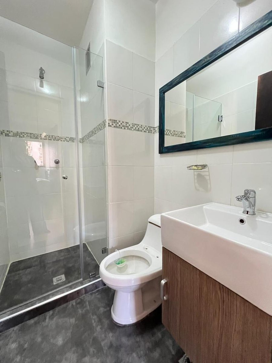 Apartamento en venta en Las Chimeneas - foto 1