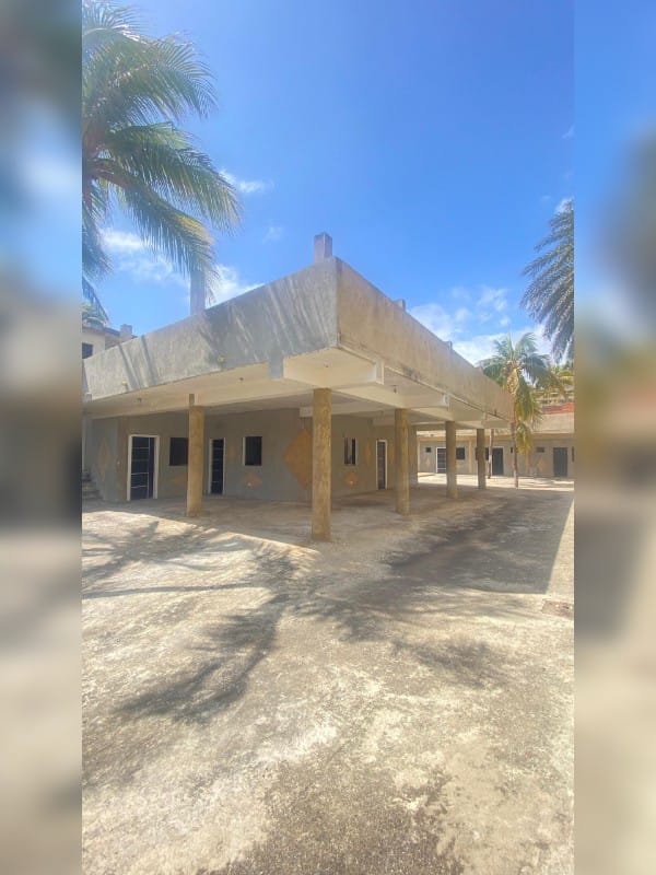 Local comercial en venta en Playa Norte - foto 2