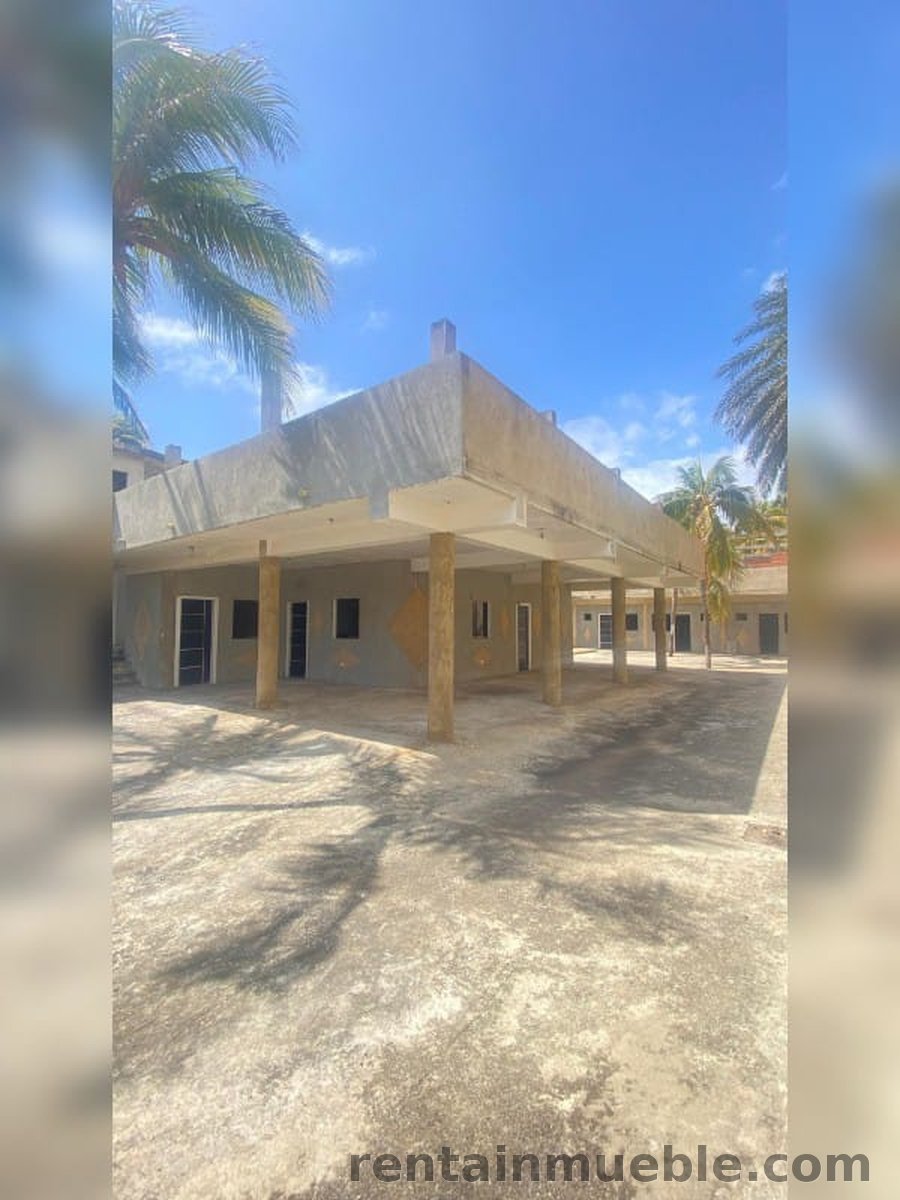 Local comercial en venta en Playa Norte - foto 5